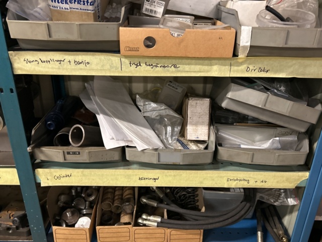 1457440-5 Lot of parts and documentation for RAC-T units