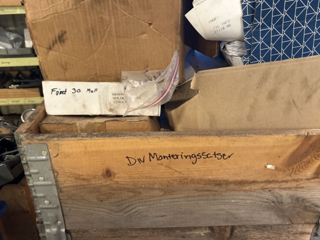 1457440-11 Lot of parts and documentation for RAC-T units