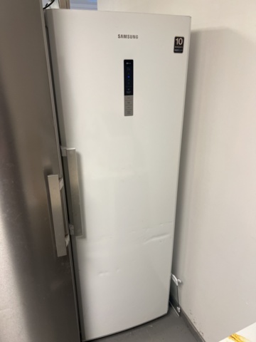 1469513-7 Frysskåp 1st och 2 st kylskåp - Samsung / IKEA