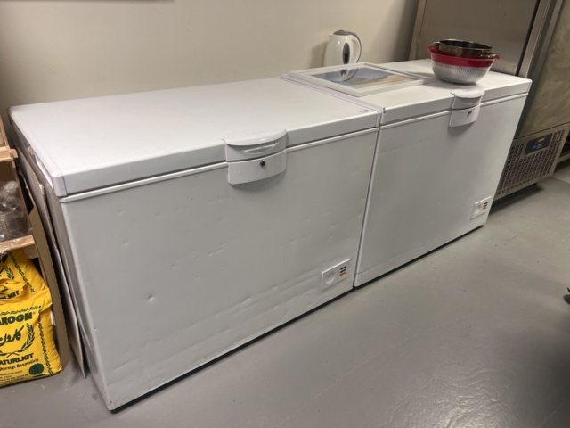 1469512-1 Frysboxar 2 st - Cylinda C300-HC