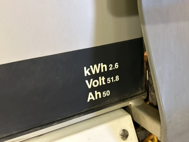 1457450-4 Elektrisk enduro/cross med Öhlins-dämpare - Cake Kalk