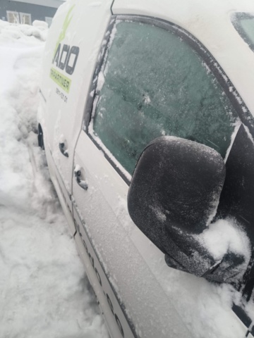 1401225-40 Volkswagen Caddy Van 2.0 TDI BMT -2019 Reparationsobjekt