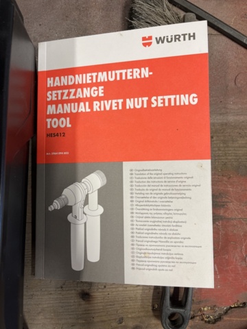 1421699-3 Nitmuttertång med tillbehör - Würth HES 412