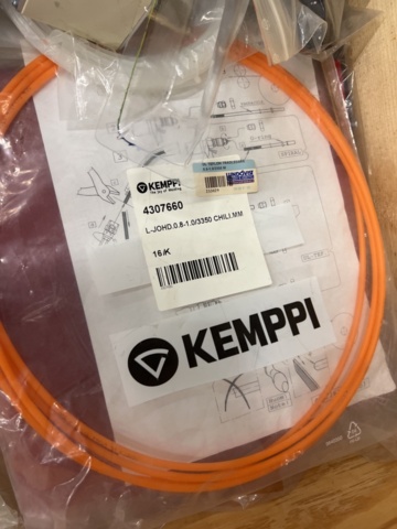 1471152-12 Assortment of welding accessories