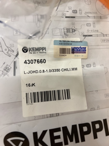 1471152-13 Assortment of welding accessories