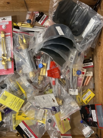 1471153-4 Lot of welding accessories