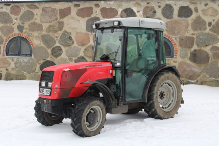 1470707-1 Traktor Massey Ferguson 3435GE 2004 (2481 h)