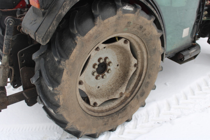 1470707-12 Traktor Massey Ferguson 3435GE 2004 (2481 h)