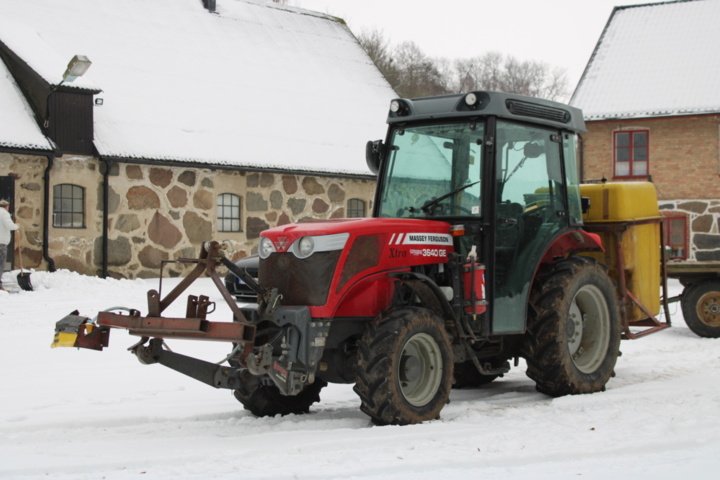 1470708-1 Traktor Massey Ferguson 3640GE 2013 (4164 h)