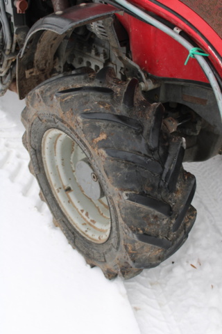 1470708-11 Traktor Massey Ferguson 3640GE 2013 (4164 h)