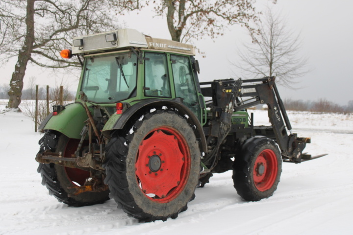 1470706-6 Traktor med frontlastare Fendt 280S 2003 (6710 h)