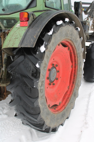 1470706-9 Traktor med frontlastare Fendt 280S 2003 (6710 h)