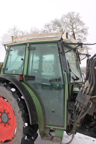 1470706-13 Traktor med frontlastare Fendt 280S 2003 (6710 h)