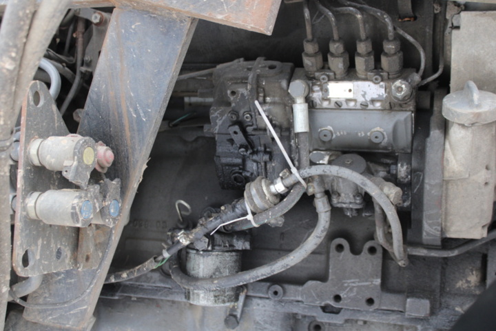 1470706-26 Traktor med frontlastare Fendt 280S 2003 (6710 h)