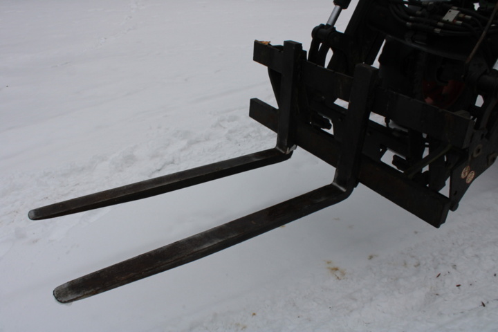 1470706-37 Traktor med frontlastare Fendt 280S 2003 (6710 h)