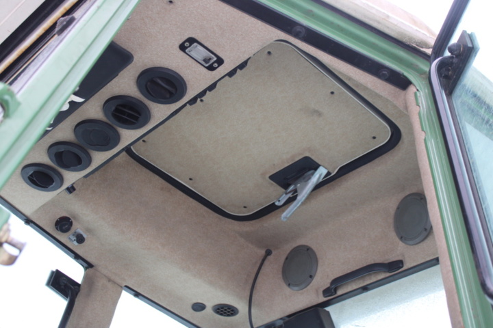 1470706-42 Traktor med frontlastare Fendt 280S 2003 (6710 h)