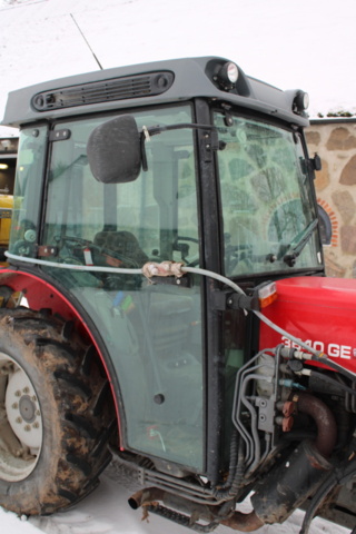 1470708-13 Traktor Massey Ferguson 3640GE 2013 (4164 h)