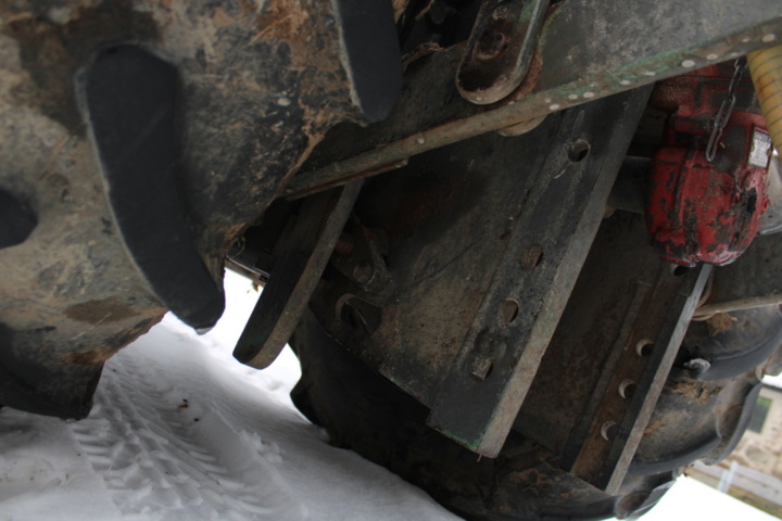 1470708-21 Traktor Massey Ferguson 3640GE 2013 (4164 h)