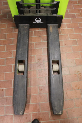 1470729-9 Pallstaplare Pramac TX10 2007 (1 ton / 2 meter)