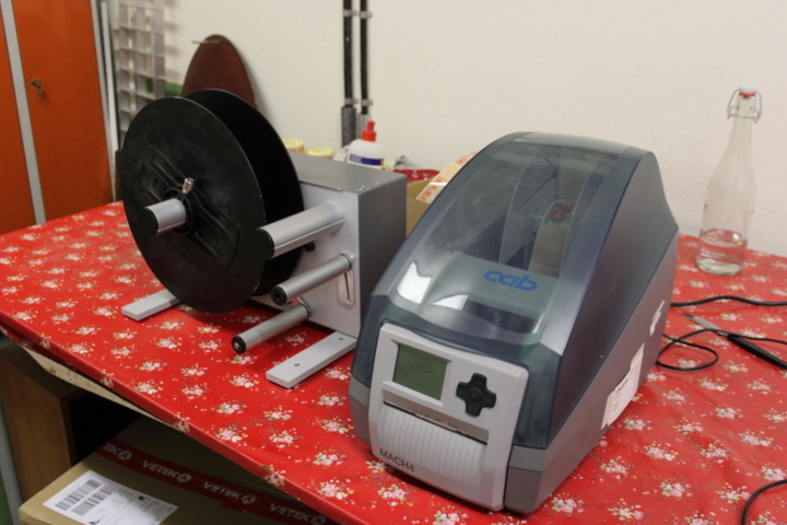 1470732-1 Etikettskrivare med upprullare - Cab MACH4/200B