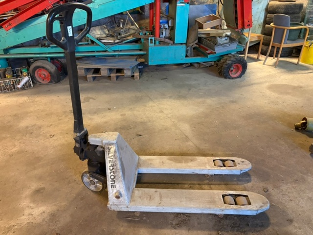 1470755-3 Palldragare Silverstone 2500 kg