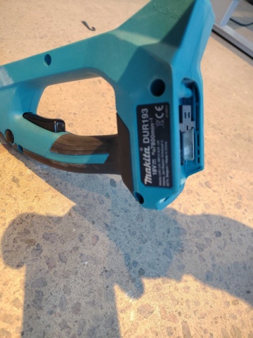 1471034-5 Grästrimmer, 2 st, Makita, DUR193 och DUR194, batteridrivna 18V