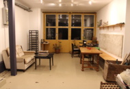 1471202 Alla möbler i caféet