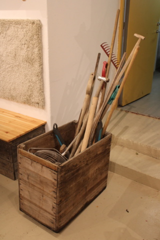 1471202-5 Alla möbler i caféet