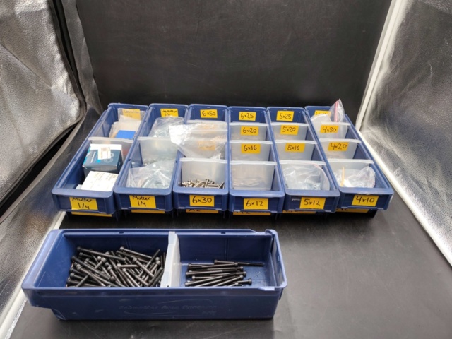 1471036-1 Fästelement - blandat sortiment