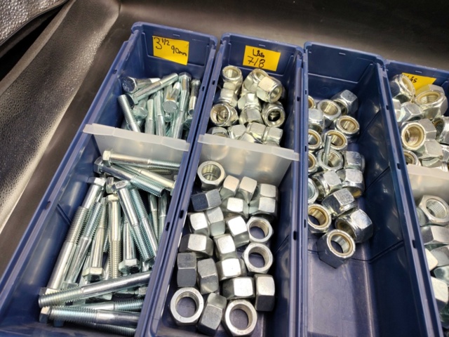 1471037-2 Fästelement - blandat sortiment