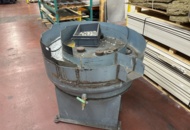 1372890 Tumbling machine (vibration degreaser)