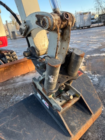 918939-19 Grävmaskin - Takeushi TB216 -2021