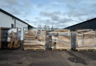 1466458 Mixed furniture parts and accessories, unsorted content