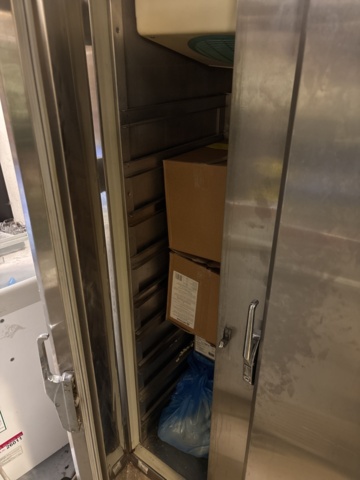 1469035-6 Frysskåp med dubbeldörrar - FRYS