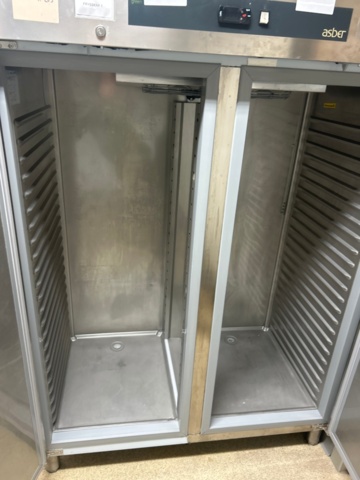 1436276-3 Frysskåp - Asber GGN-1402 - osäker funktion