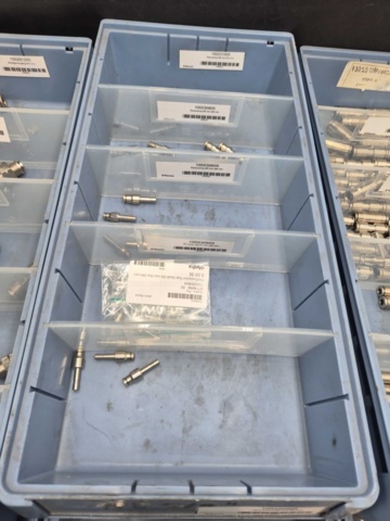 1471065-2 Parti med tryckluftskopplingar – raka, T- och L-kopplingar