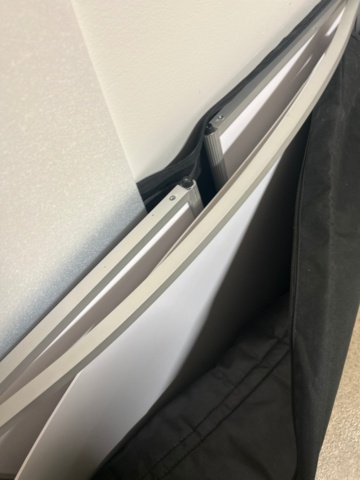 1436283-13 Samling med glasburkar, silikonformar, engångsmaterial och sopkärl