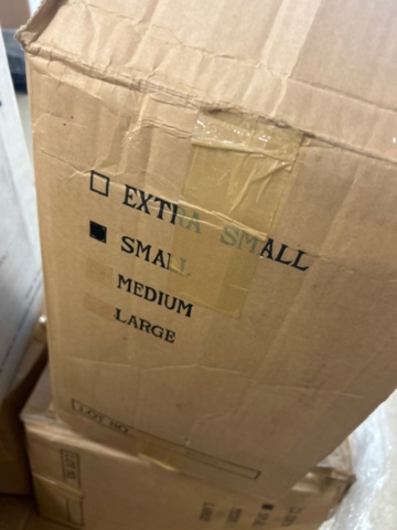 1436284-4 Parti med latexhandskar ca 60 kartonger - Hy Care (Small)