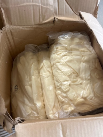 1436284-5 Parti med latexhandskar ca 60 kartonger - Hy Care (Small)