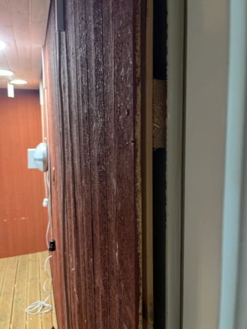 1197495-2 Wooden panels and concrete tiles