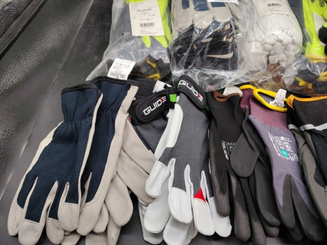 1472348-2 Arbetshandskar, 55 st – Guide, Tegera, stl 9, blandade modeller