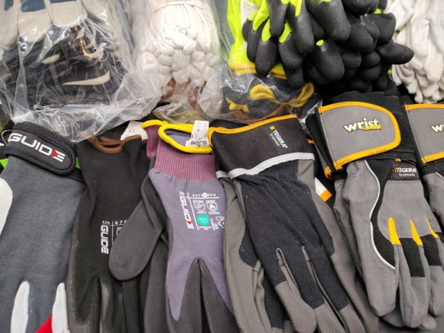 1472348-3 Arbetshandskar, 55 st – Guide, Tegera, stl 9, blandade modeller