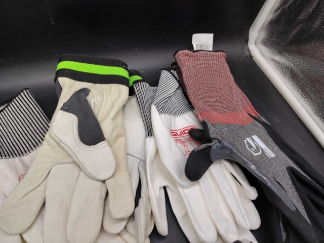 1472349-3 Work gloves, 12 pcs, Tegera/Guide - size 10, mixed models