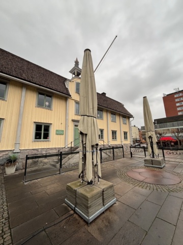 1468992-12 Parasoll 2 st - MAY Albatros