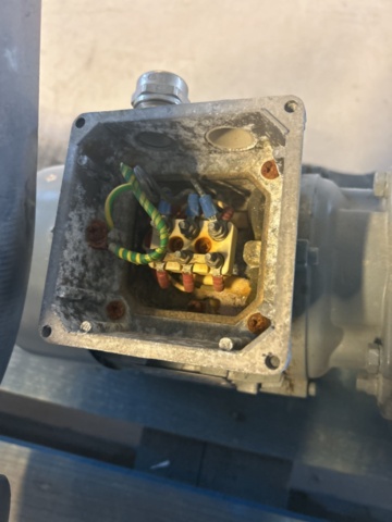 1470175-10 Omrörare