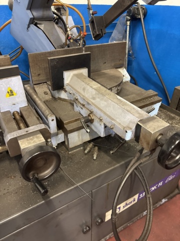 1444840-12 Bandsaw - MEP Shark 332 CNC FE - 2006