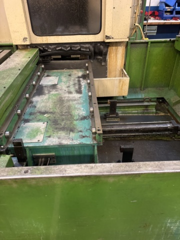 1444841-15 Machining center - Mazak AJV-25/405