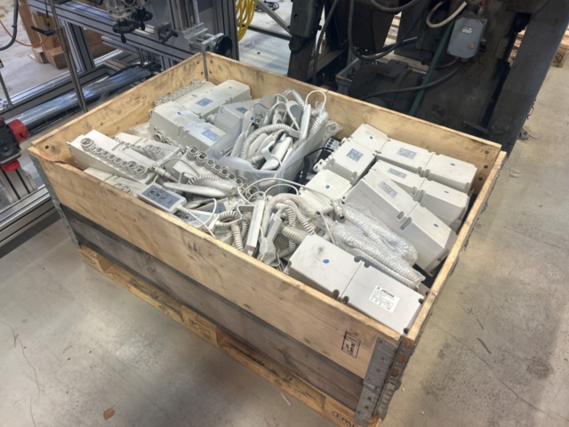 1470179-1 Parti elektriska linjärställdon