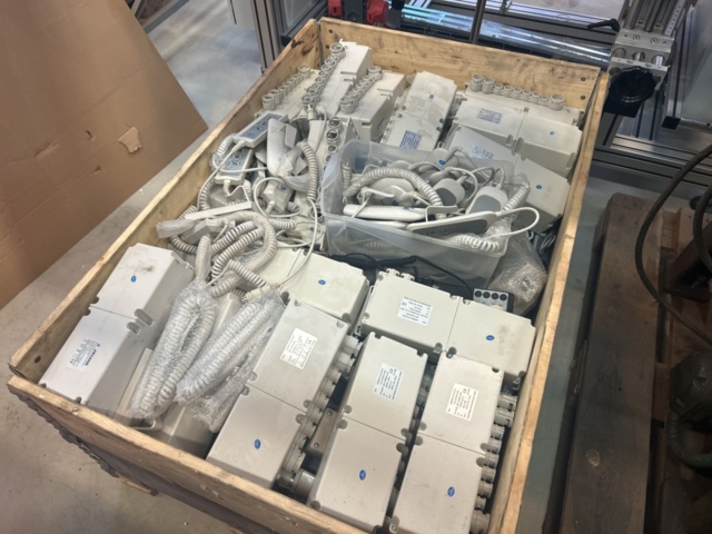 1470179-2 Parti elektriska linjärställdon