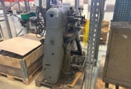 1470180 Revolver svarv